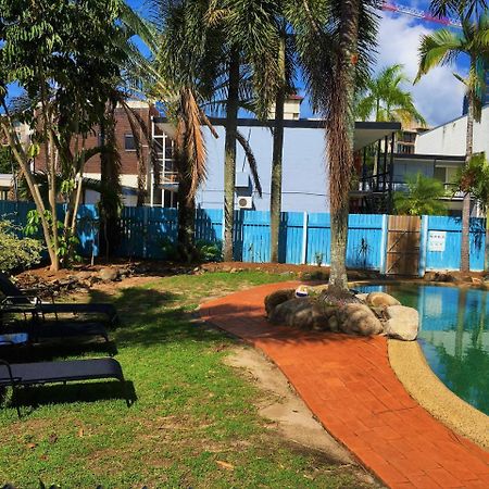 Mumma's Hostel Cairns Exterior foto