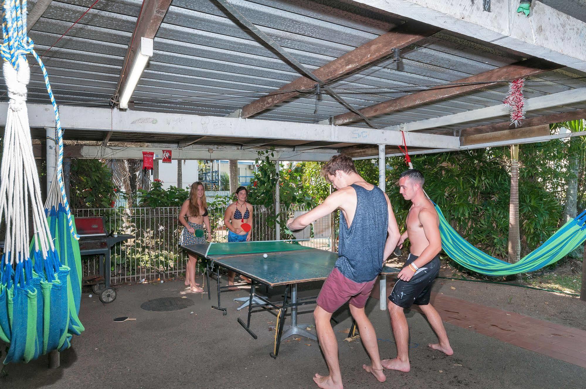 Mumma's Hostel Cairns Exterior foto